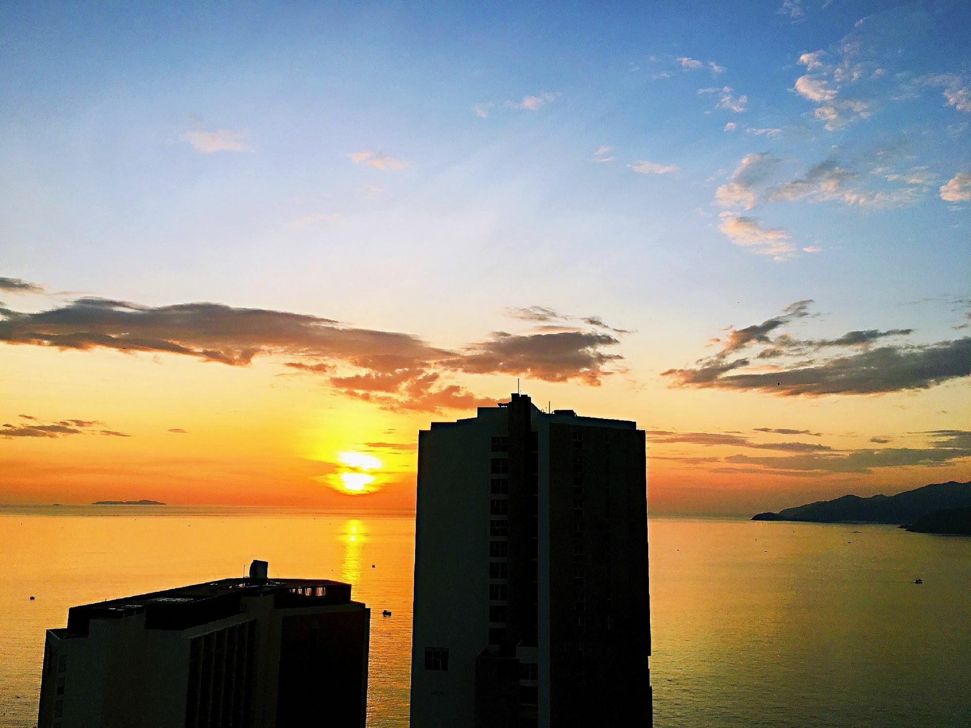 Nha Trang Sea View Apartments By Vievid Exterior foto